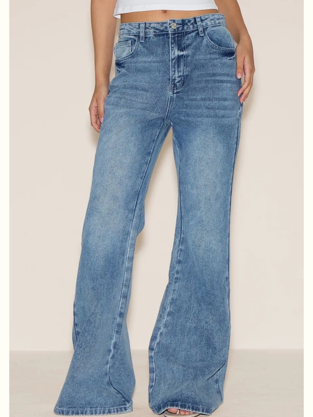 NWT PrettyLittleThing Blue Flare Leg Jeans